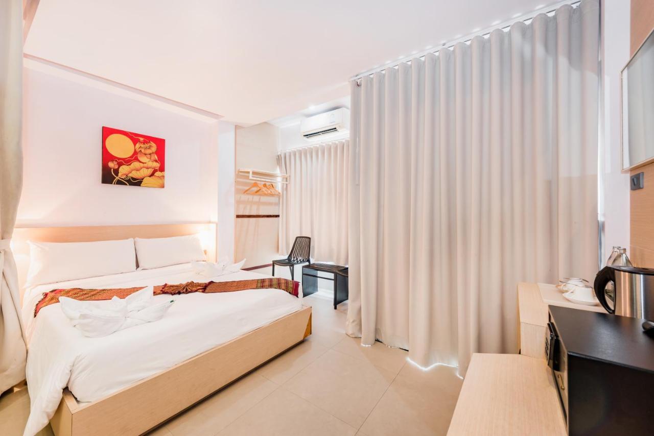 My Hotel Phuket Patong Exteriör bild