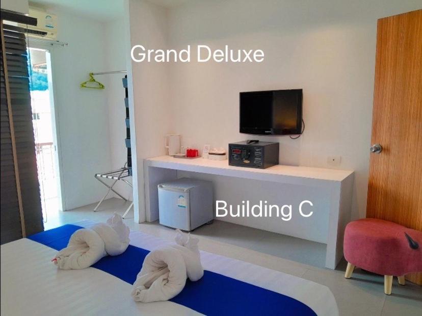 My Hotel Phuket Patong Exteriör bild